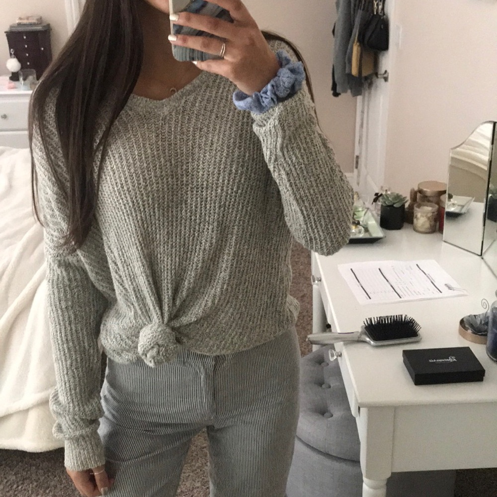 Brandy Melville Grey Sweater
